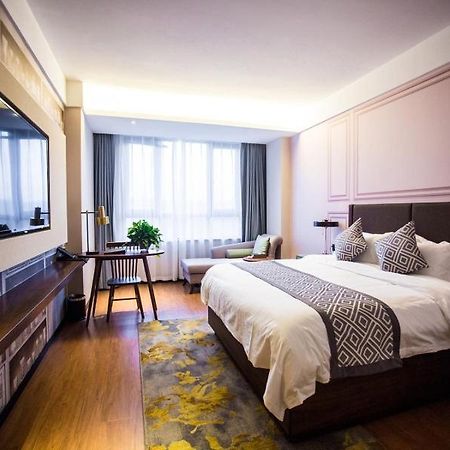 Gemei Hotel Luoyang Longmen High-Speed Railway Station Bagian luar foto