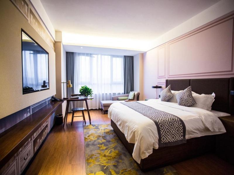 Gemei Hotel Luoyang Longmen High-Speed Railway Station Bagian luar foto
